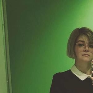 Meet your Posher, Mandy